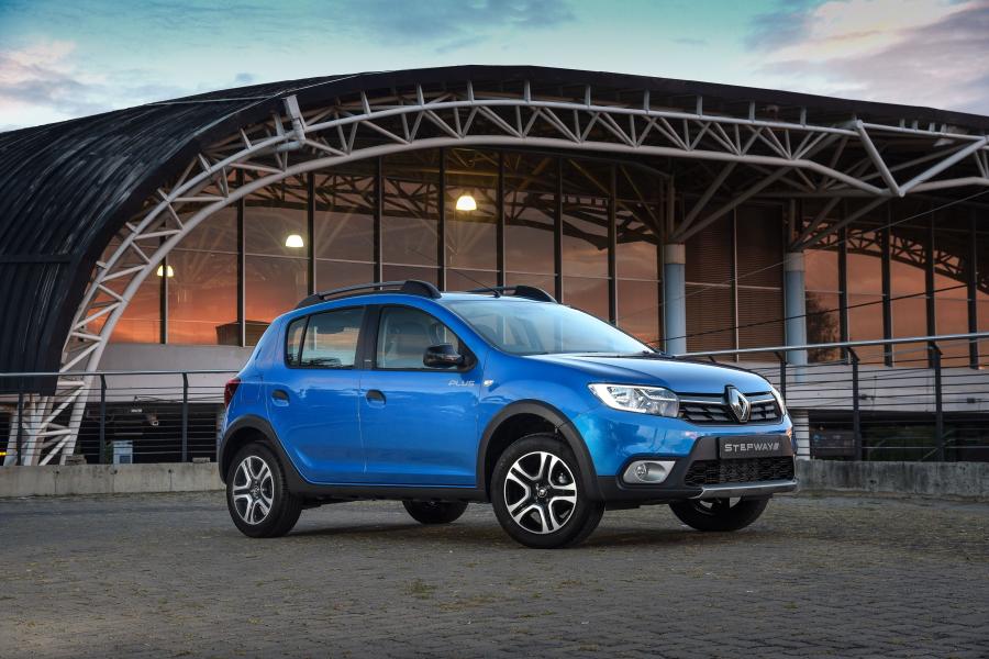  Renault Sandero Stepway Plus 2018 года  (ZA) (фото 1 из 19)